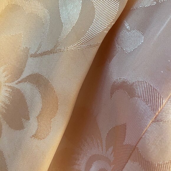 Vintage Pink Japanese Damask Embroidered Robe Velvet Floral Collar Black Cuffs - Picture 9 of 11